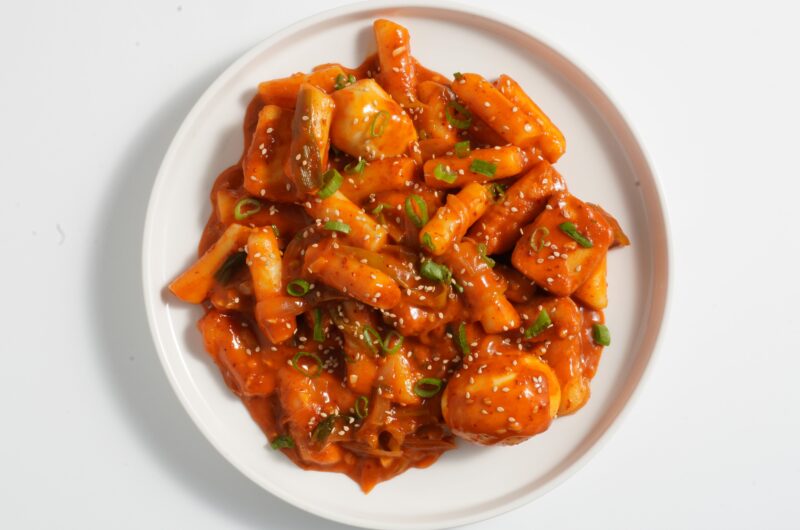 Tteokkbokki (Spicy Rice Cake) 떡볶이